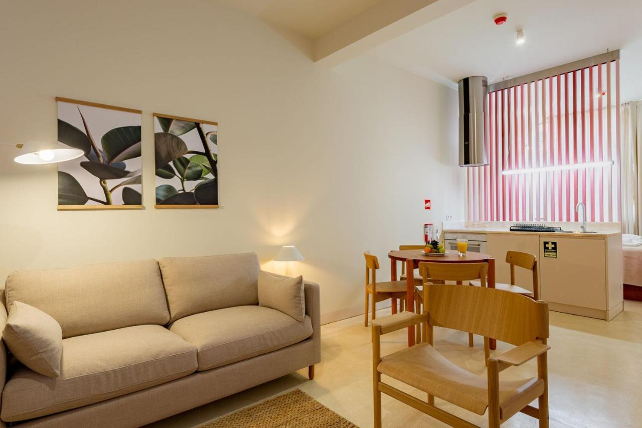 Princess Building W/Pool By Lovelystay Vila Real de Santo António Eksteriør billede
