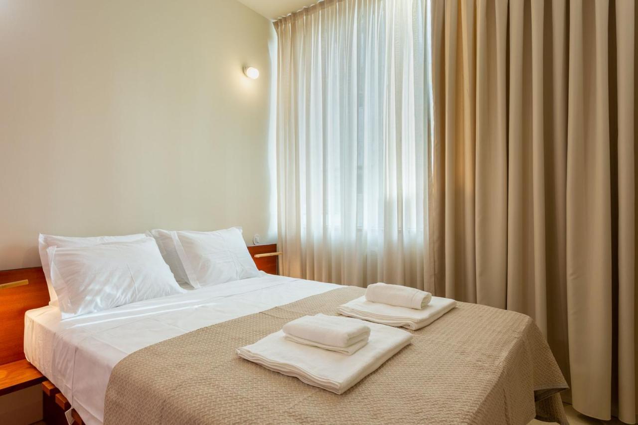 Princess Building W/Pool By Lovelystay Vila Real de Santo António Eksteriør billede